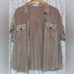 Maurices Cargo Button down shirt in khaki